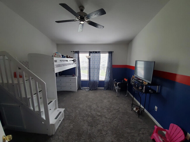 Building Photo - 6401 Barksdale Way