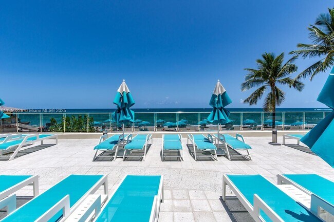 Building Photo - 2501 S Ocean Dr