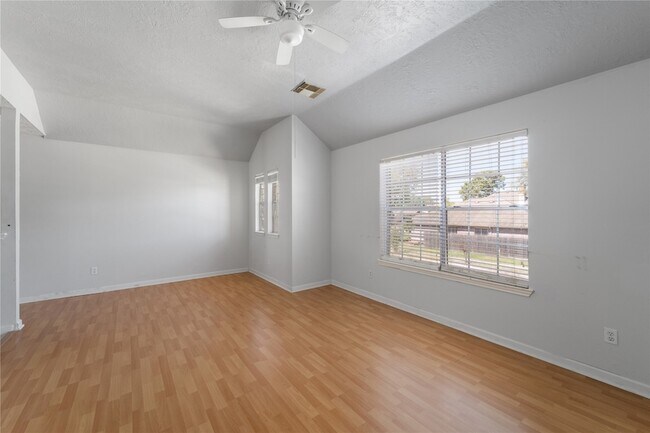 Building Photo - 11959 Swords Creek Rd