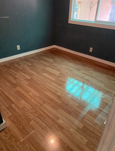 Building Photo - 11409 205th Ave E