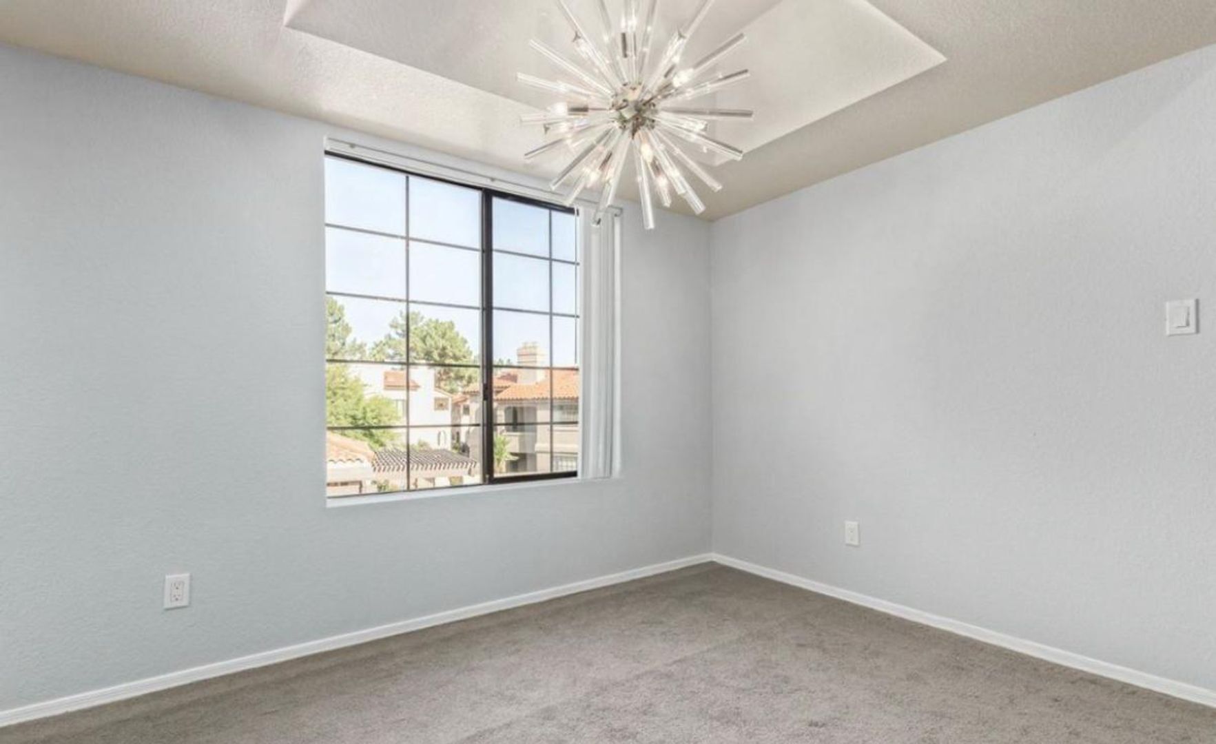 Building Photo - 9775 N 93rd Way