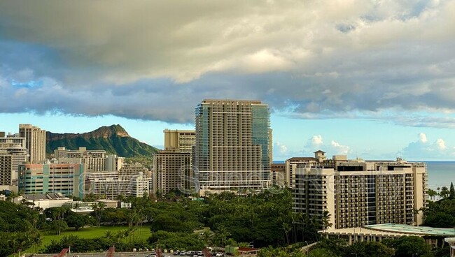 Building Photo - 1860 Ala Moana Blvd