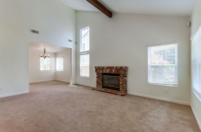 Building Photo - Charming Carmel Valley House in great loca...