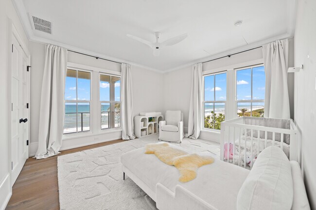 Building Photo - 5525 Jimmy Buffett Mem Hwy