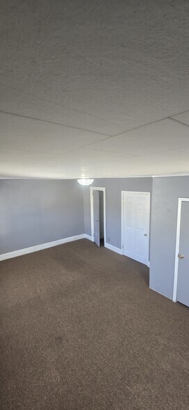 Building Photo - 9431 97th St