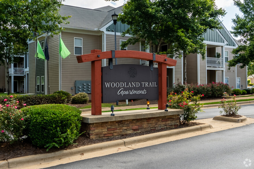 Entrance Sign - Woodland Trail Apartments