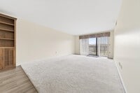 Building Photo - 200 Sanders Ferry Rd