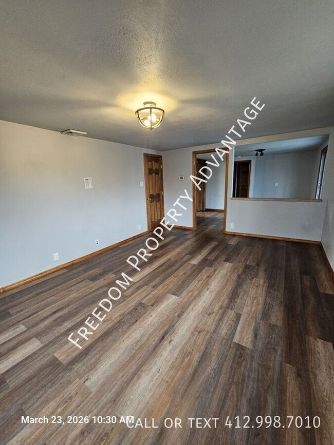 Building Photo - 1920 Idaho St