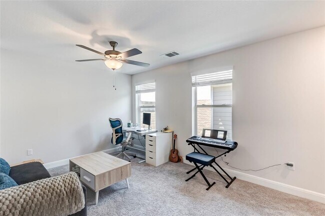 Building Photo - 15805 Oglethorpe Dr