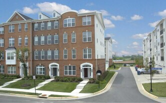 Building Photo - 23479 Buckland Farm Terrace