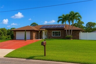 Building Photo - 5556 32nd Ave SW