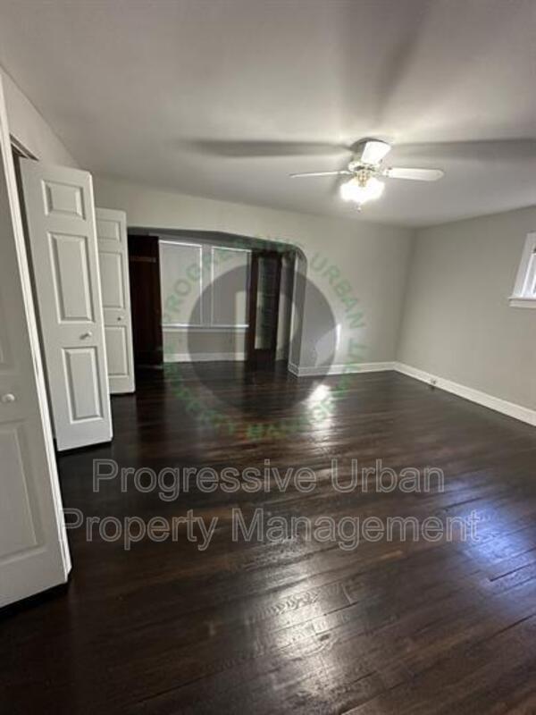 Building Photo - 1082 Hillstone Rd
