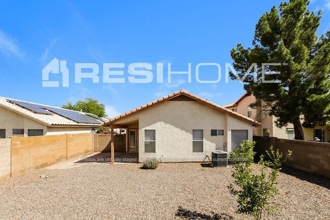 Building Photo - 2604 N 126th Dr