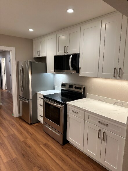 Building Photo - 133 Lanktree Ln