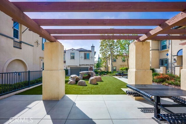 Building Photo - 12531 Elevage Dr