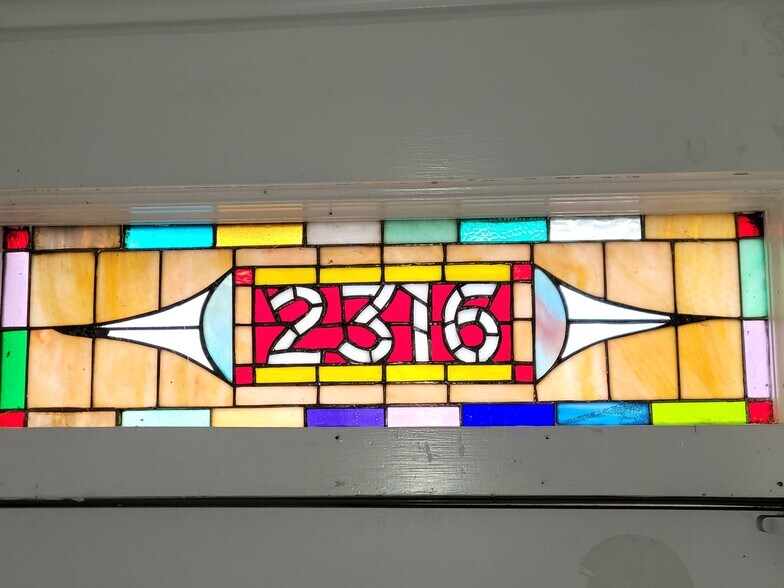 Stained glass accent - 2316 Cambridge St