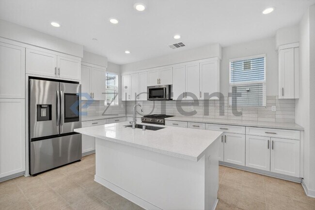 Building Photo - 10425 Adamson Wy