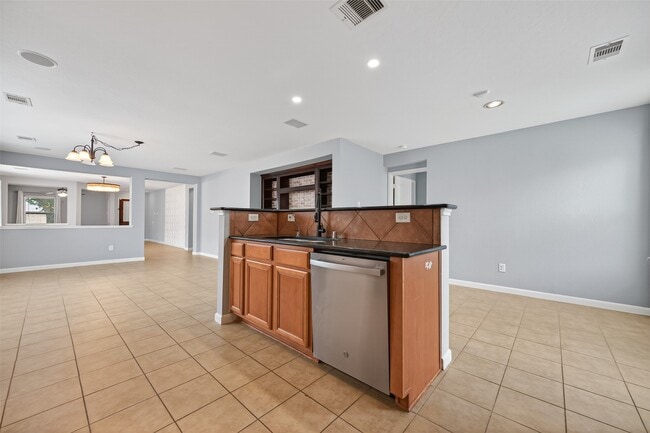 Building Photo - 16238 Ranchland Ln