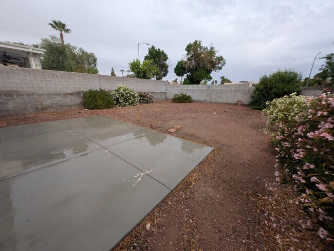 Building Photo - 7349 Misty Glow Ct