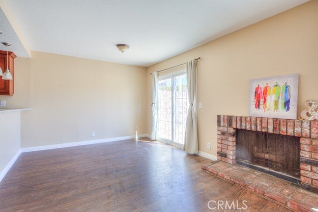 Building Photo - 555 S Azusa Ave