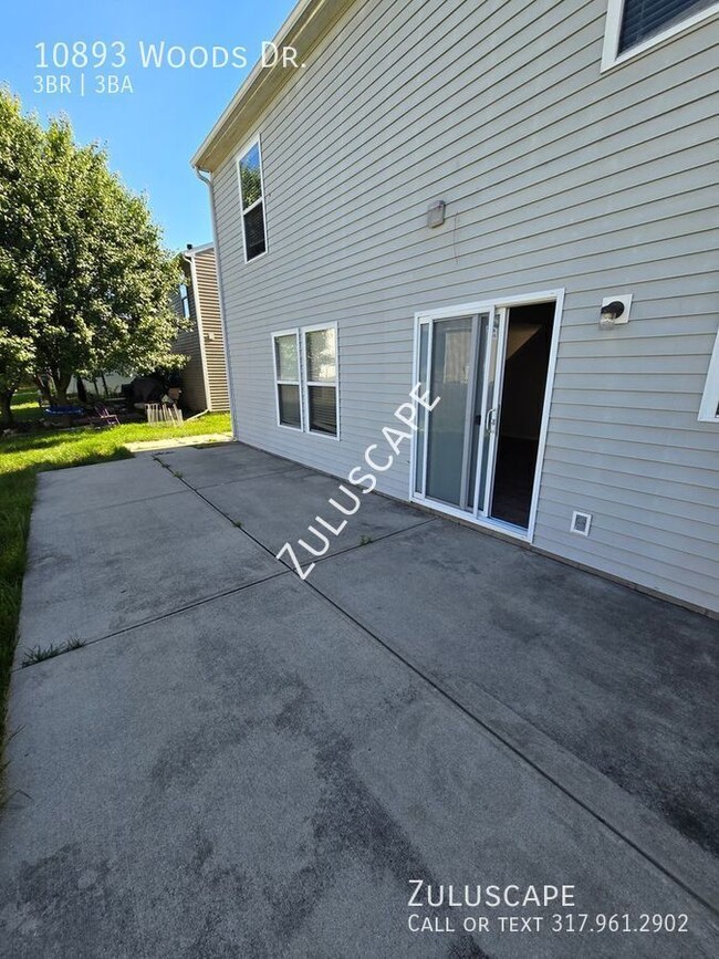 Building Photo - 1/2 off First Months Rent! Beautiful 3 BR ...