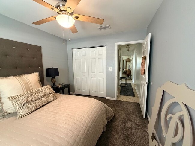 Building Photo - Fully Updated “Cottage” Home Near Colleges, Airport & Coastal Getaways
