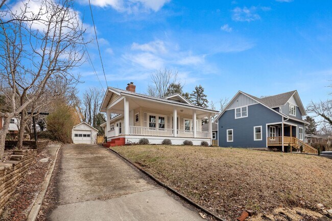 Building Photo - Updated West Asheville Bungalow