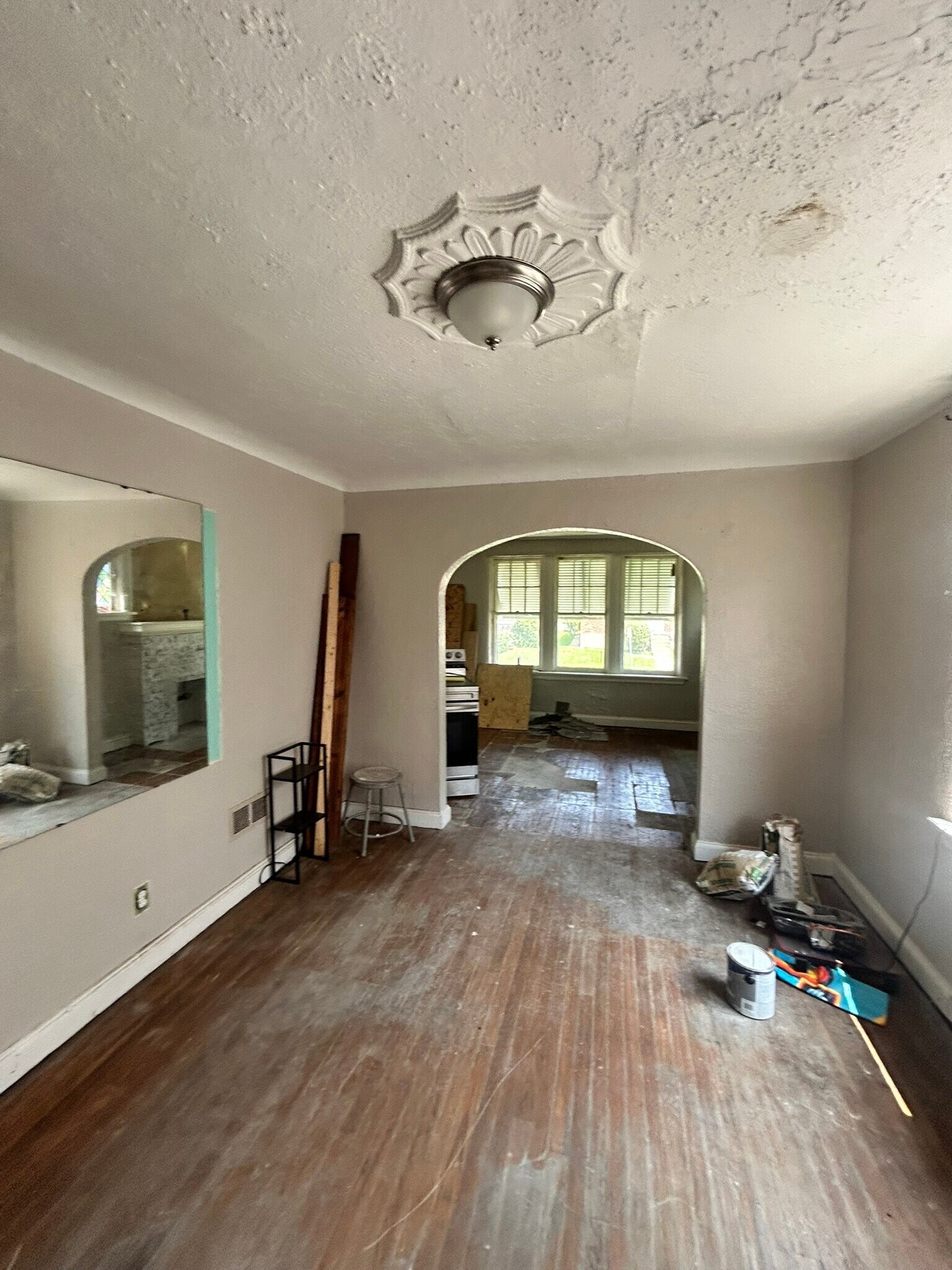 Building Photo - 5828 Ferris Ave