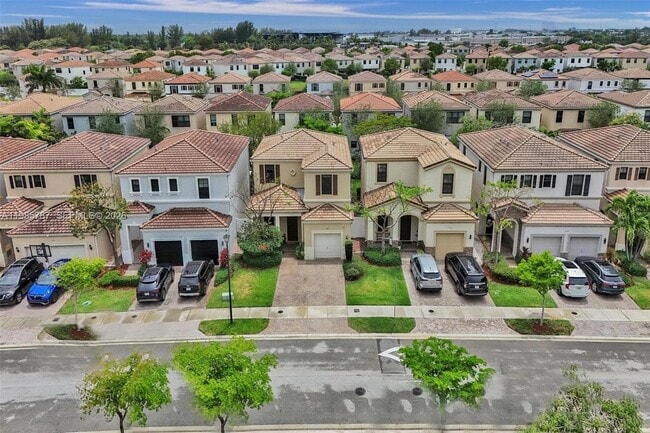 Building Photo - 760 NE 193rd Terrace