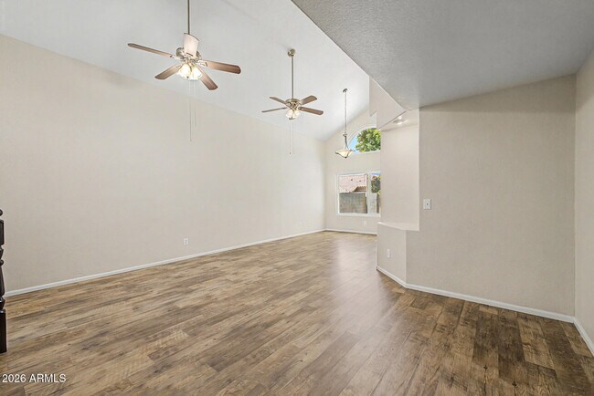 Building Photo - 842 W Sun Coast Dr