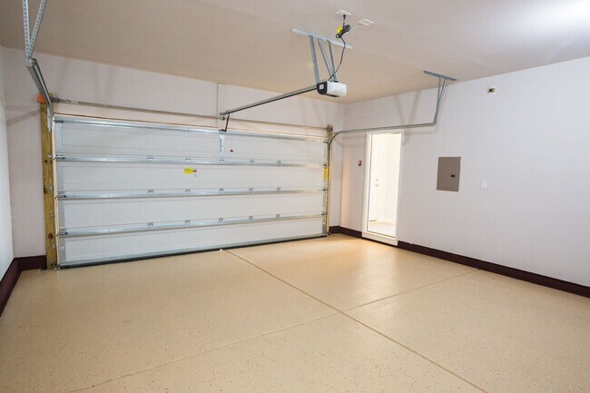 Building Photo - 112 Raphael Pl