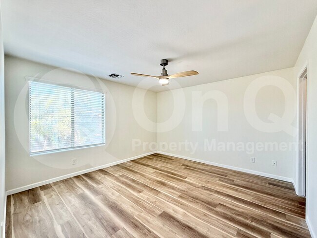 Building Photo - 8080 W Rushmore Way