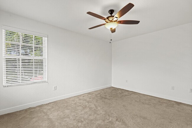 Building Photo - 17464 SW 47th Ct