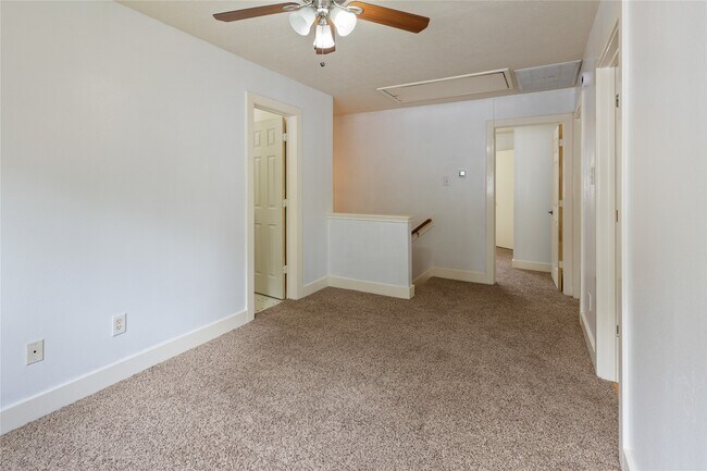 Building Photo - 22014 Soft Pines Ct