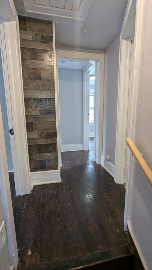 Building Photo - Charming 3-bedroom, 1-bathroom home locate...