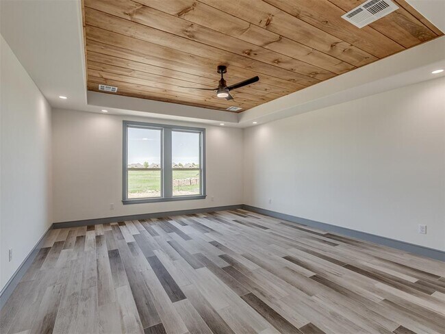 Building Photo - 9332 SW 33rd Pl