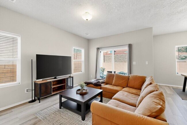 Building Photo - 9609 Sage Ranch Ct