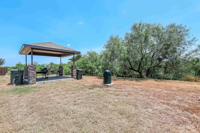Building Photo - 5609 Montevista Dr