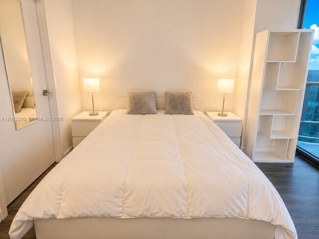 Building Photo - 45 SW 9th St