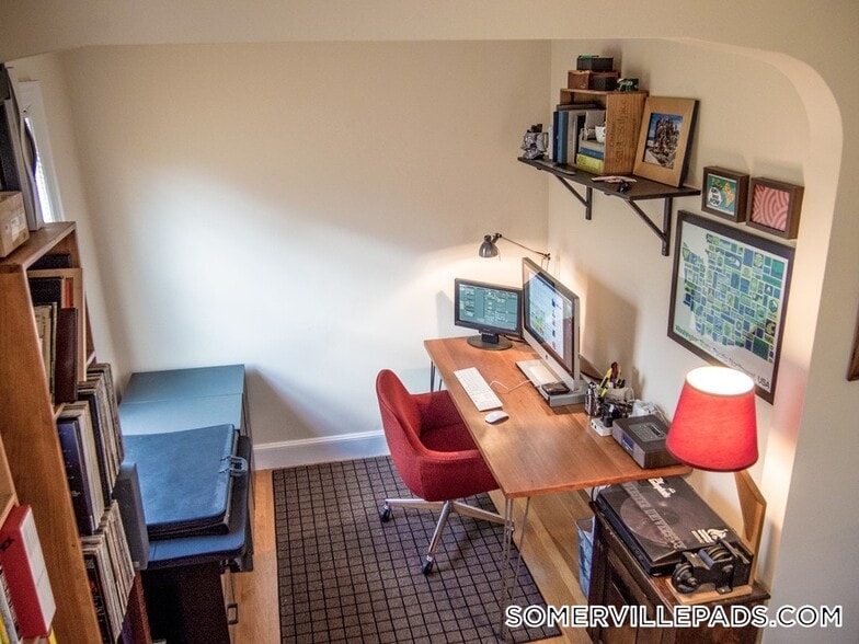 Building Photo - 277 Washington St