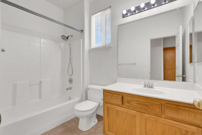 Building Photo - 101 Johnson Ln