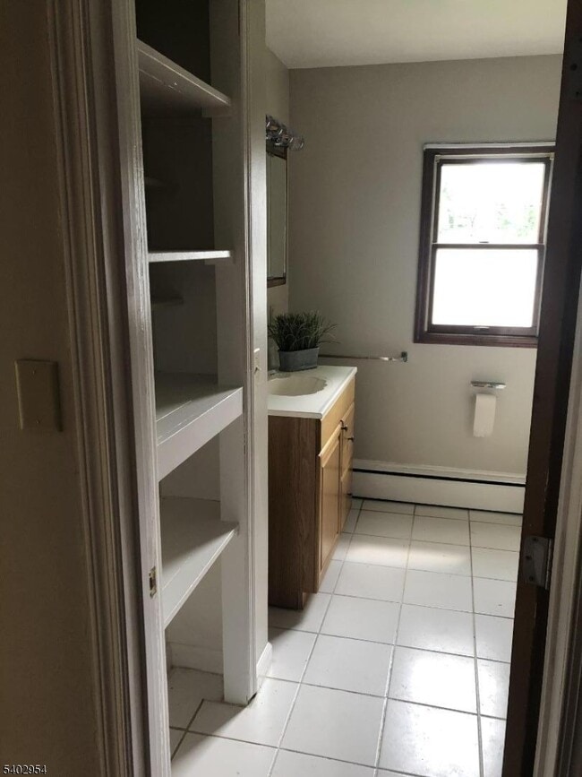 Building Photo - 157 NJ-31