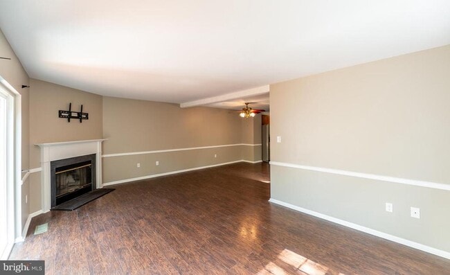 Building Photo - 148 Iron Bark Ct