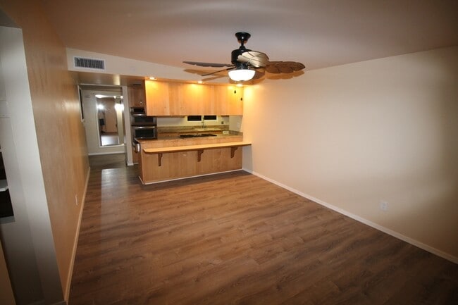 Building Photo - 7932 E Rosewood St