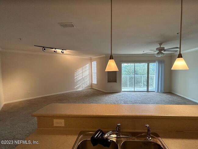 Building Photo - 8290 Park Way