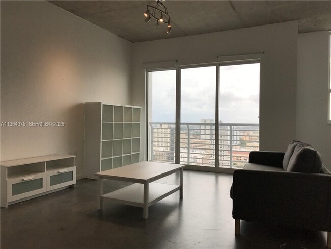 Building Photo - 133 NE 2nd Ave