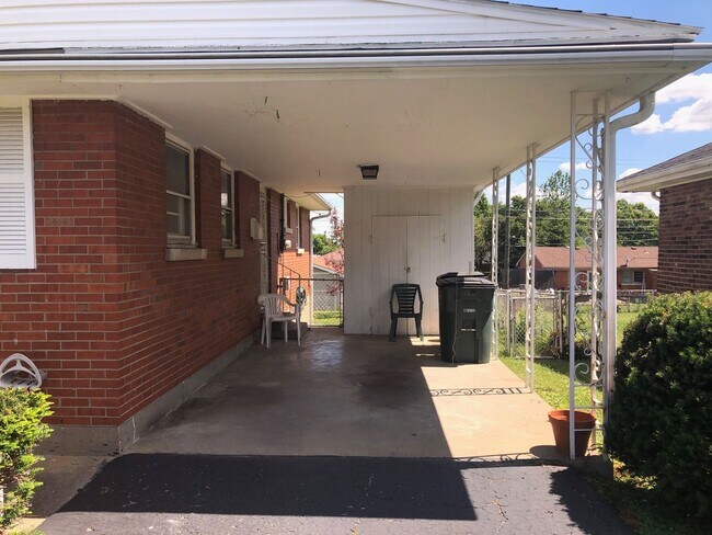 Building Photo - Welcome Home     20260501
