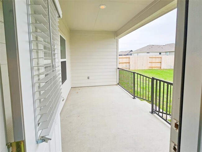Building Photo - 322 Merriman Rd