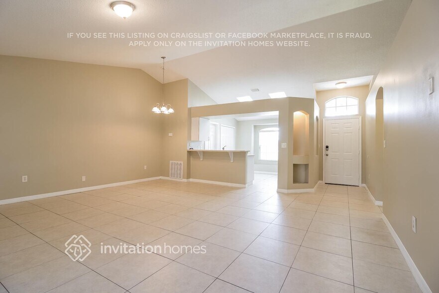 Building Photo - 2457 Ramsdale Dr SE