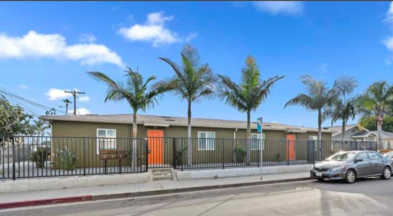 Building Photo - 1249 Division St